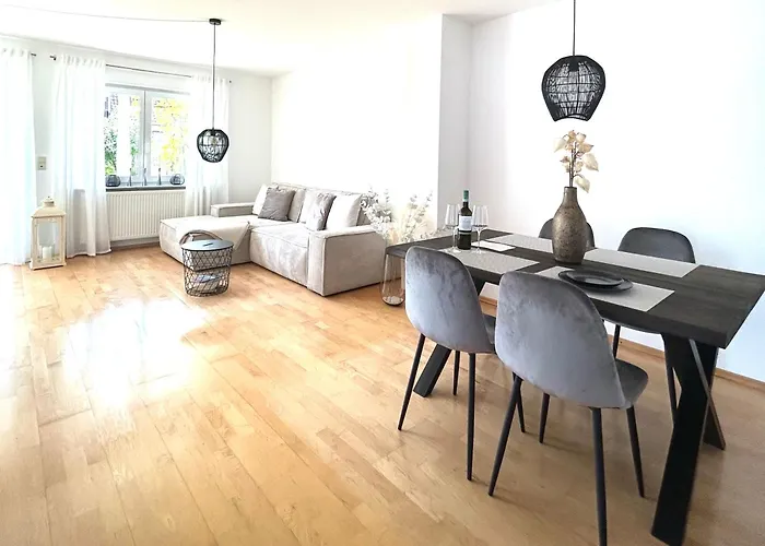 George Home 2 Zi-Appartement